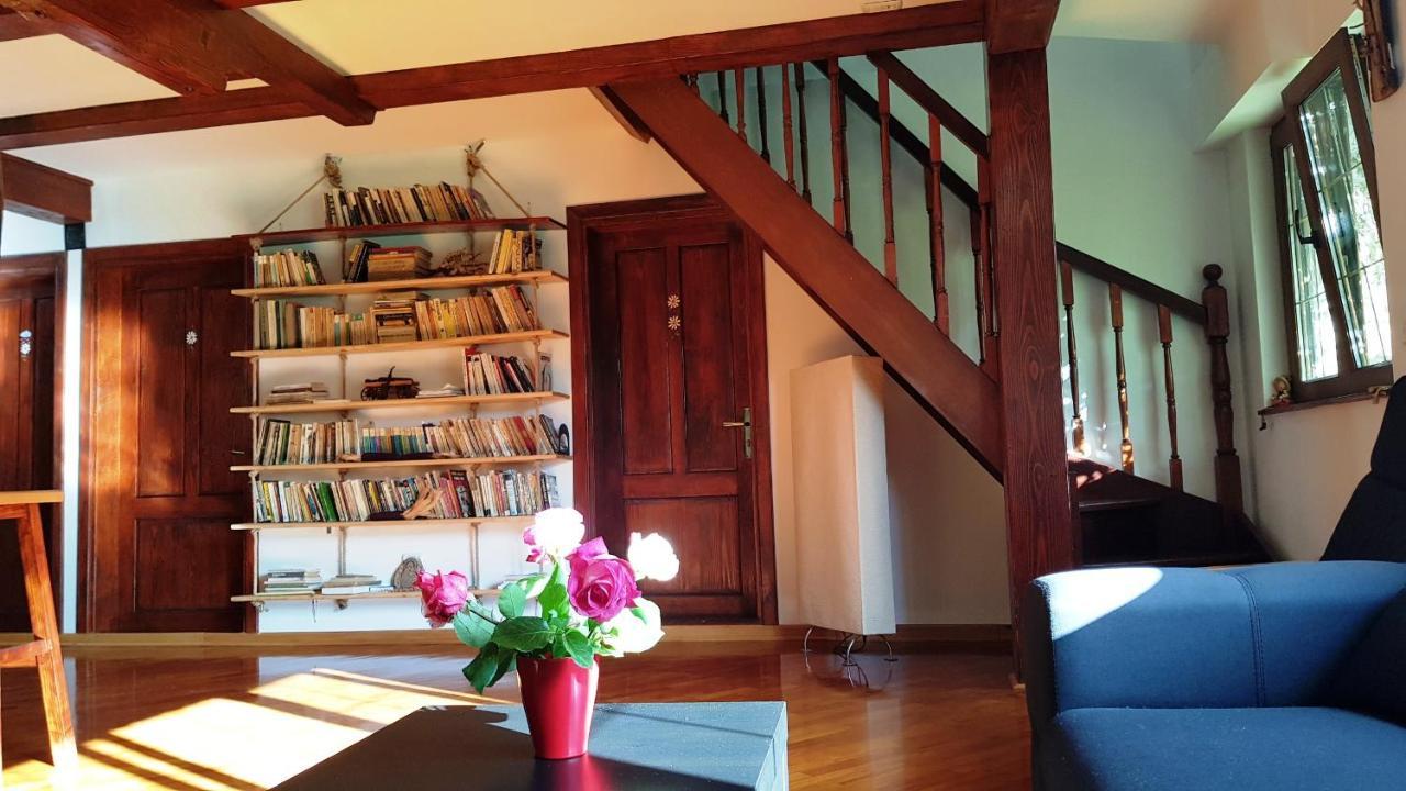 Casa Bunicului Villa Vistisoara Eksteriør bilde